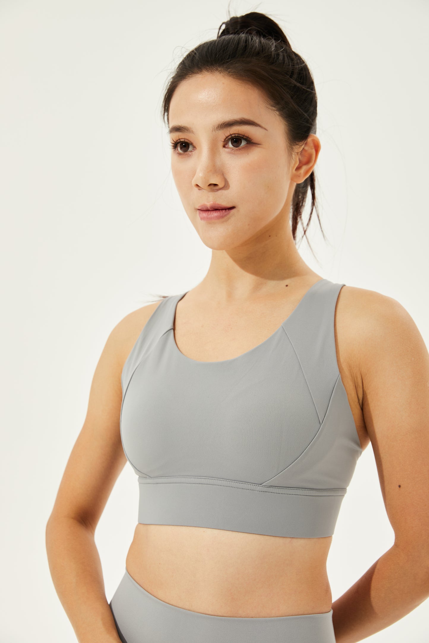 High Impact Trendy Sports Bra With Moulded Cups & Clasp