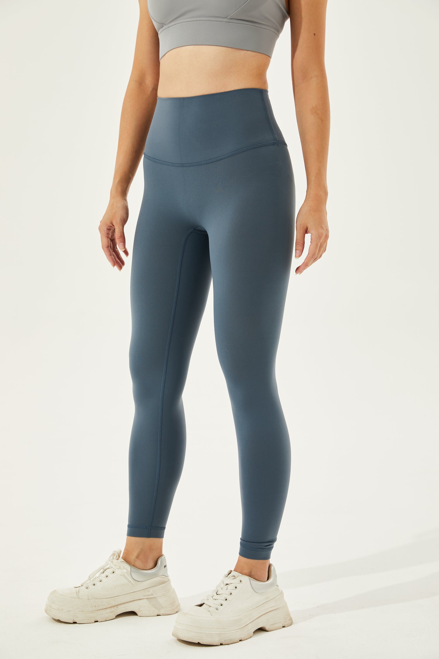 How to Avoid Camel Toe in Leggings Guide to Comfortable Fits –  Gymwearmovement