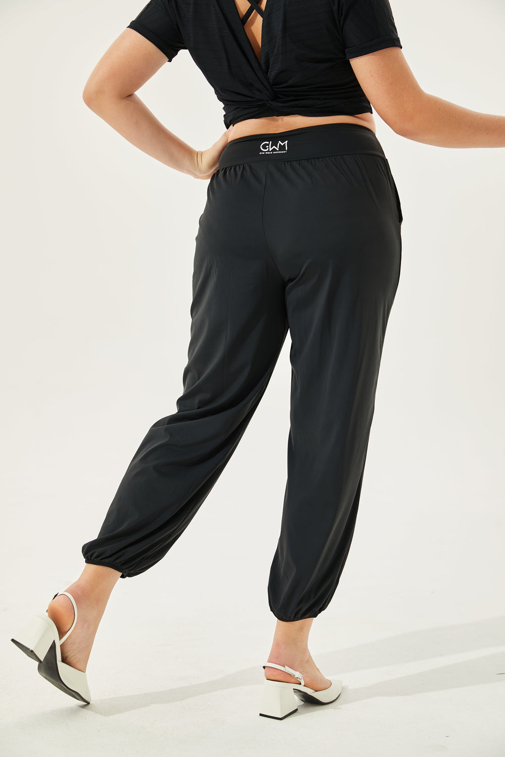 travel joggers for women, workout joggers, singapore, australia