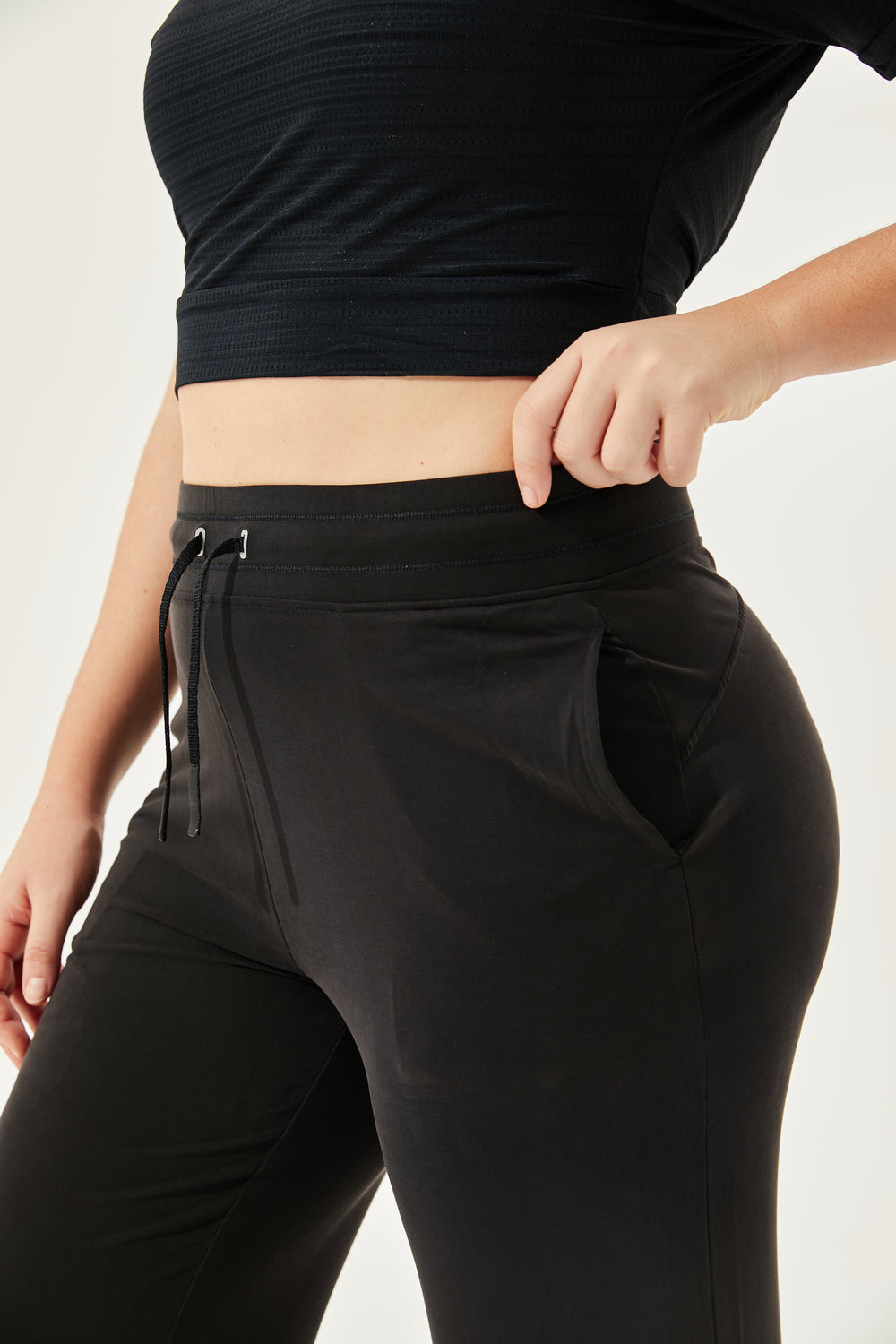 Workout pants women Singapore, Malaysia, Australia, Brunei