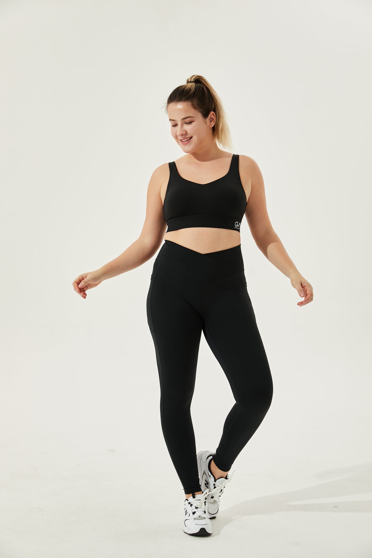 High-Waist Buttery Soft Camel-Toe Proof Crossover Leggings With 2 Pockets