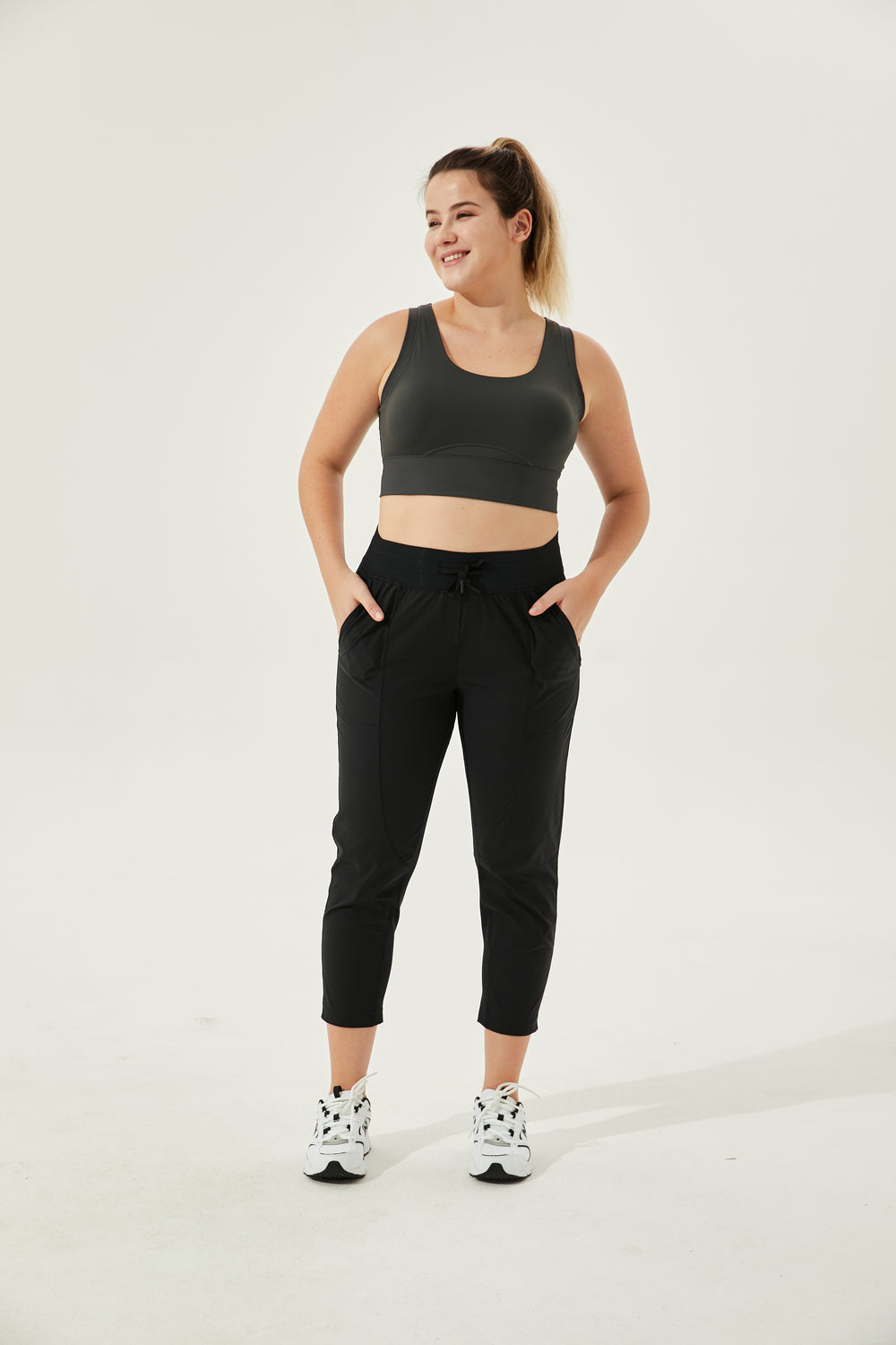 travel joggers for women