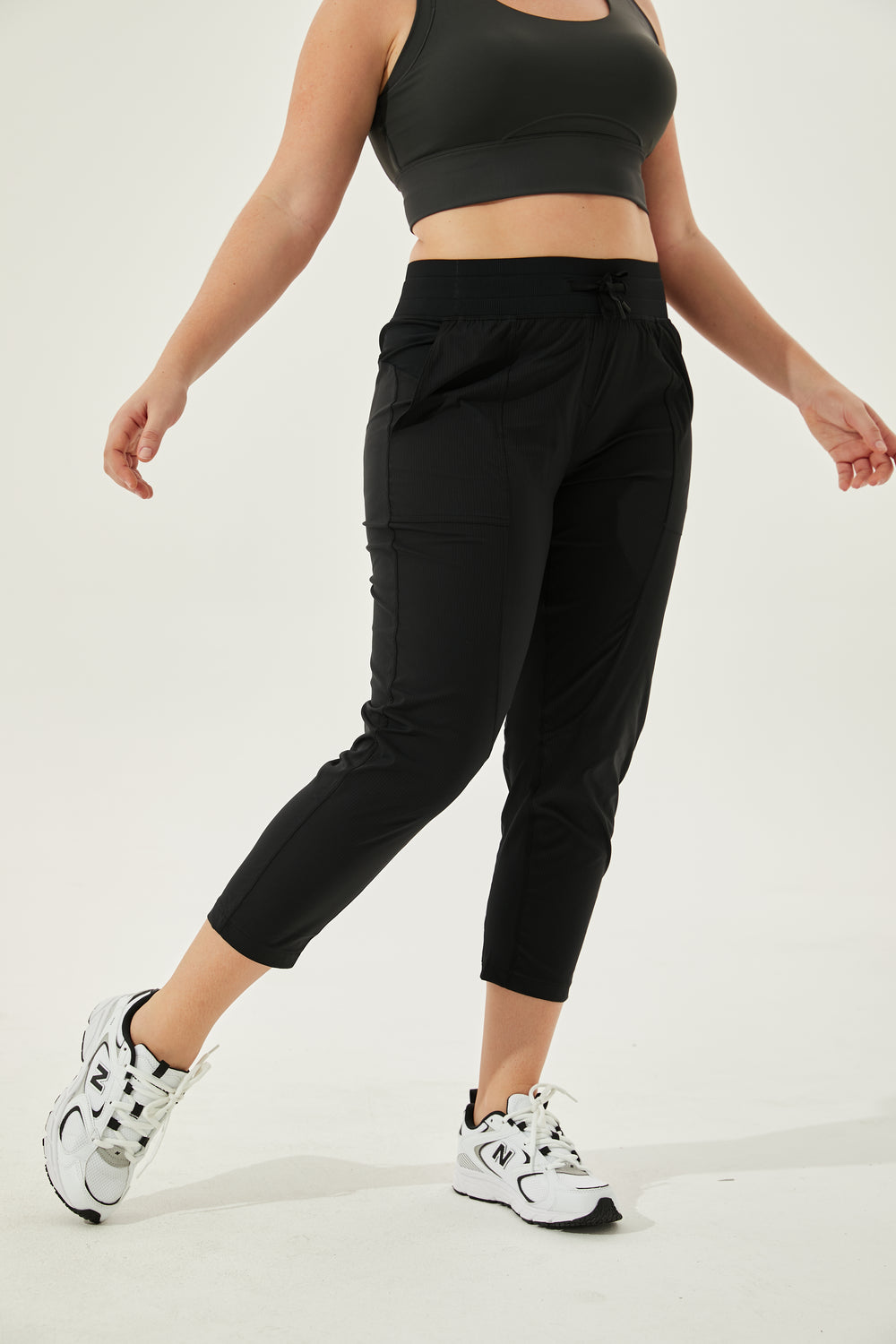 travel joggers for women