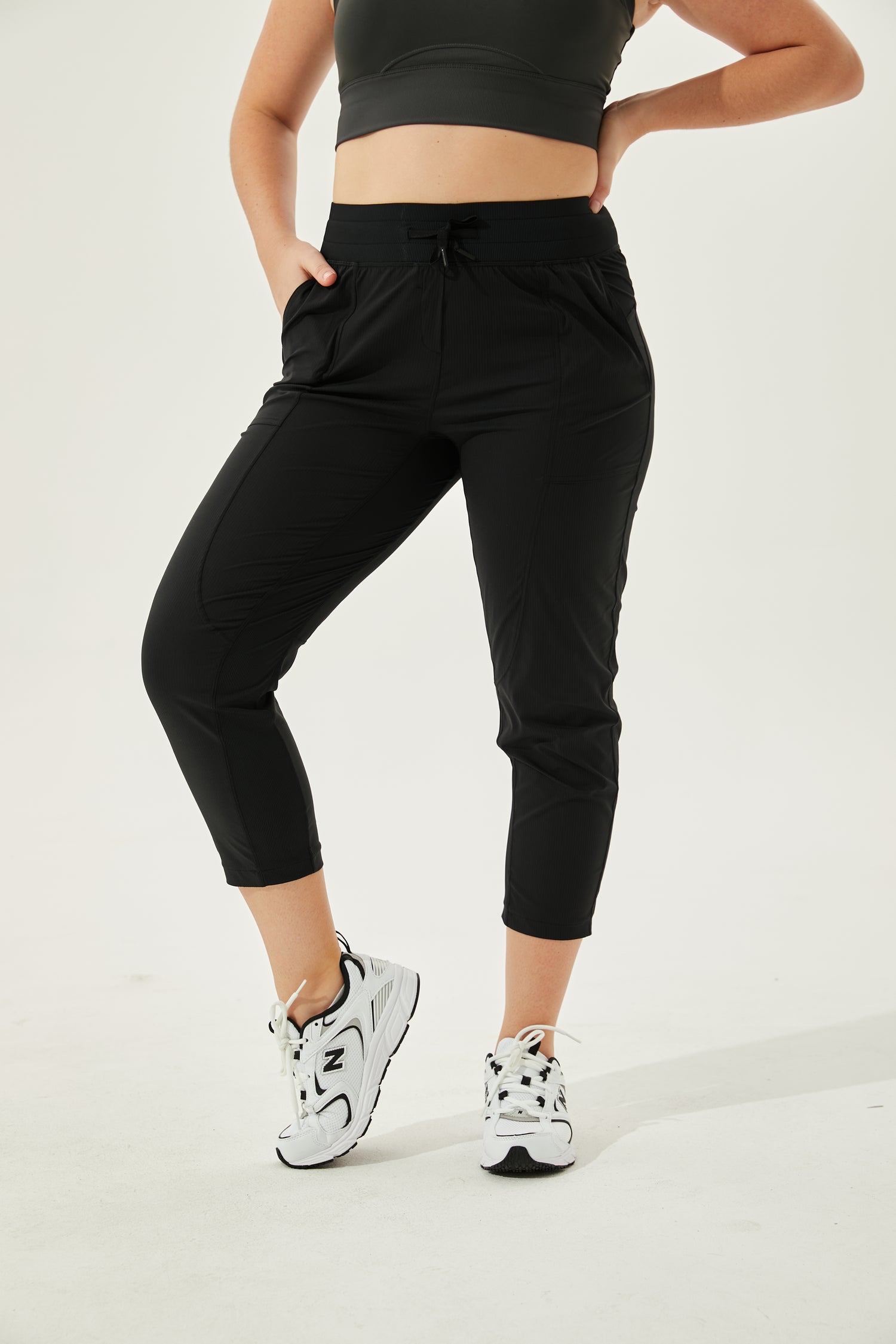 travel joggers for women