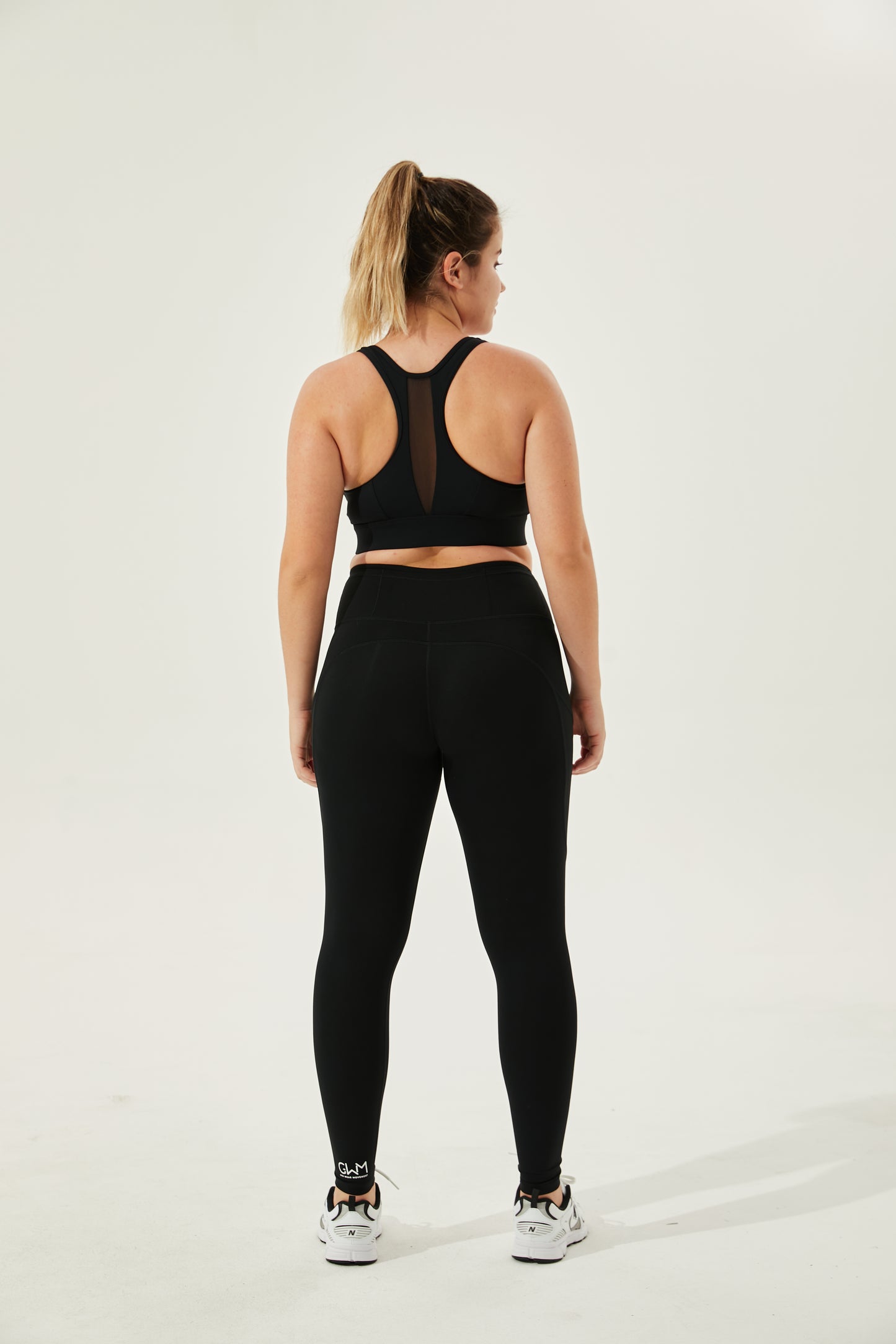 High-Waist Buttery Soft Camel-Toe Proof Snazzy High Intensity Leggings With 5 Pockets