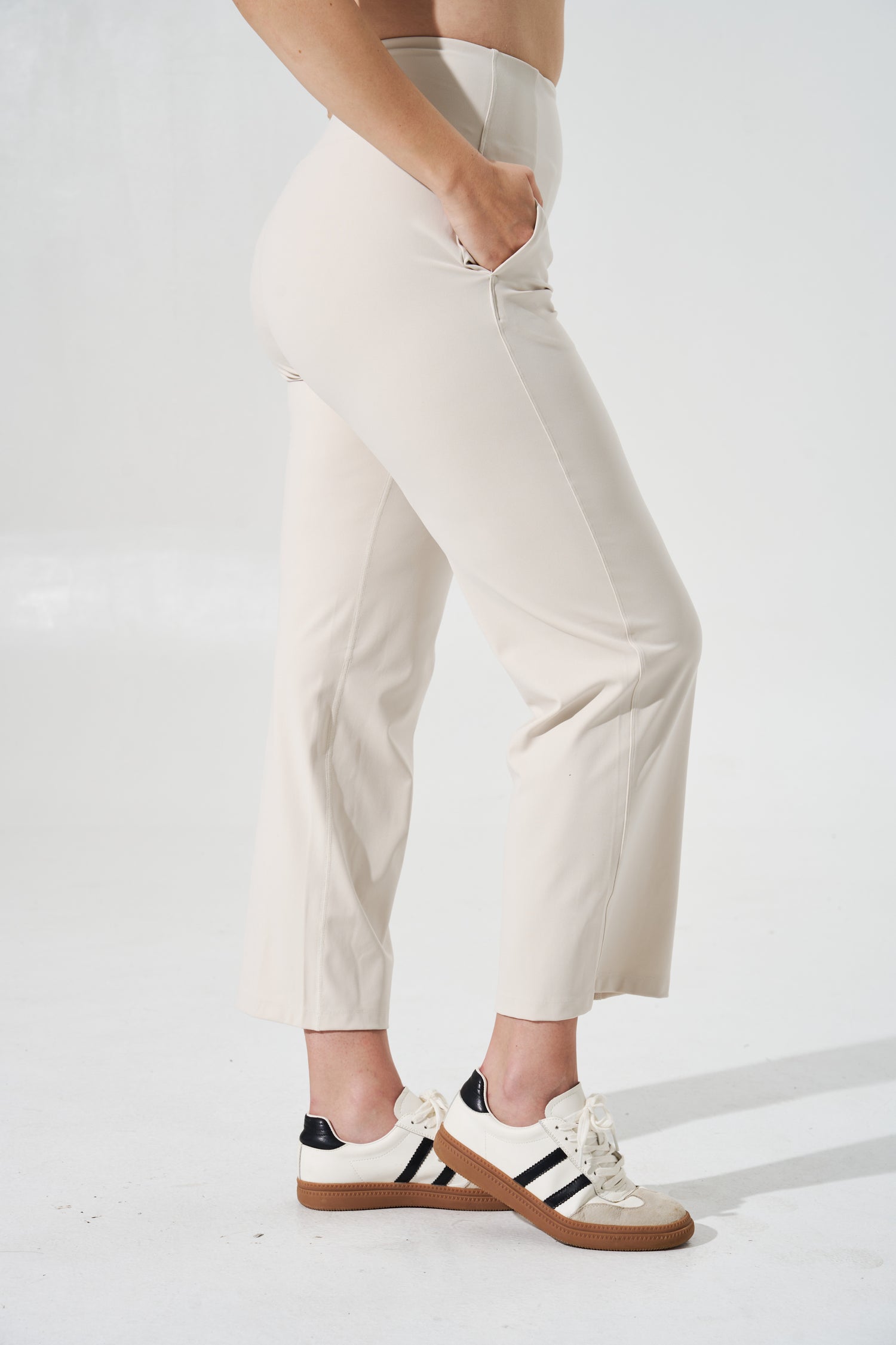 Cooling & Stretchable Pursuit Trousers With Pockets