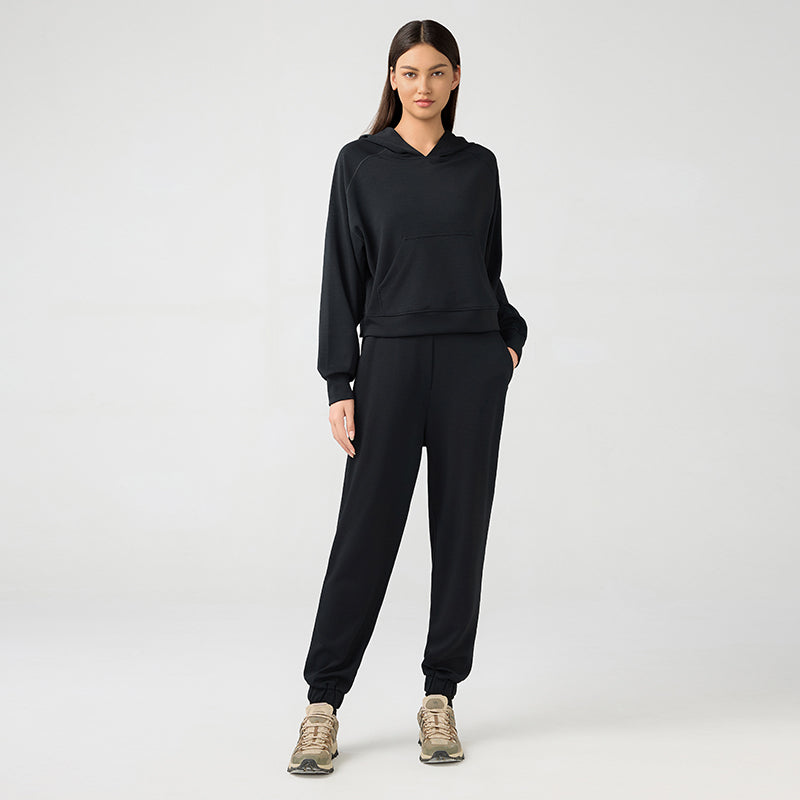 Buttery Soft Temperature Regulating Wrinkle-Free Well-being Pullover With Pockets (Unisex) - For 18℃ and above