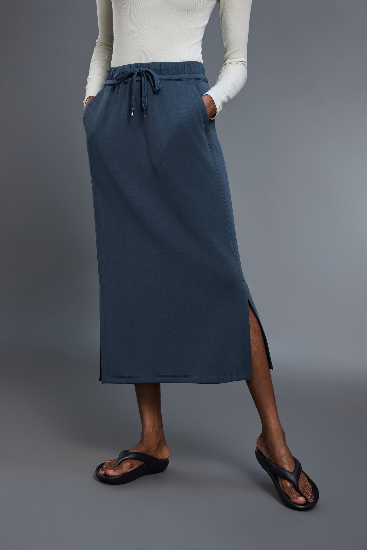 Cooling, Wrinkle-Free & Buttery Soft Posh Skirt With Pockets