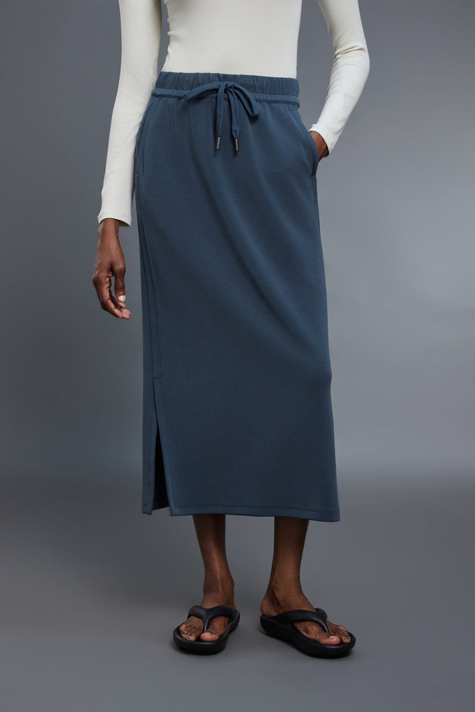 Cooling, Wrinkle-Free & Buttery Soft Posh Skirt With Pockets