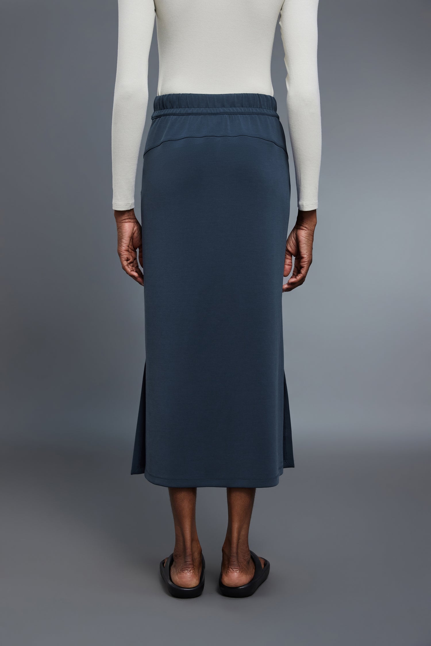 Cooling, Wrinkle-Free & Buttery Soft Posh Skirt With Pockets