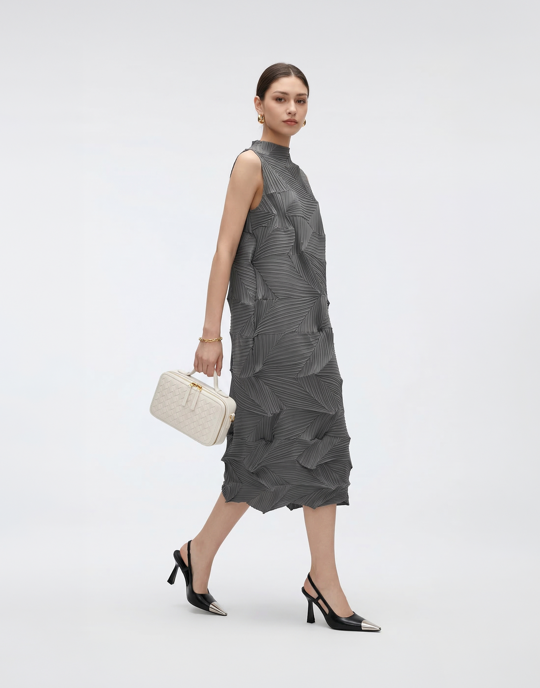 Wrinkle-Free & Cooling Free Size Diva Dress