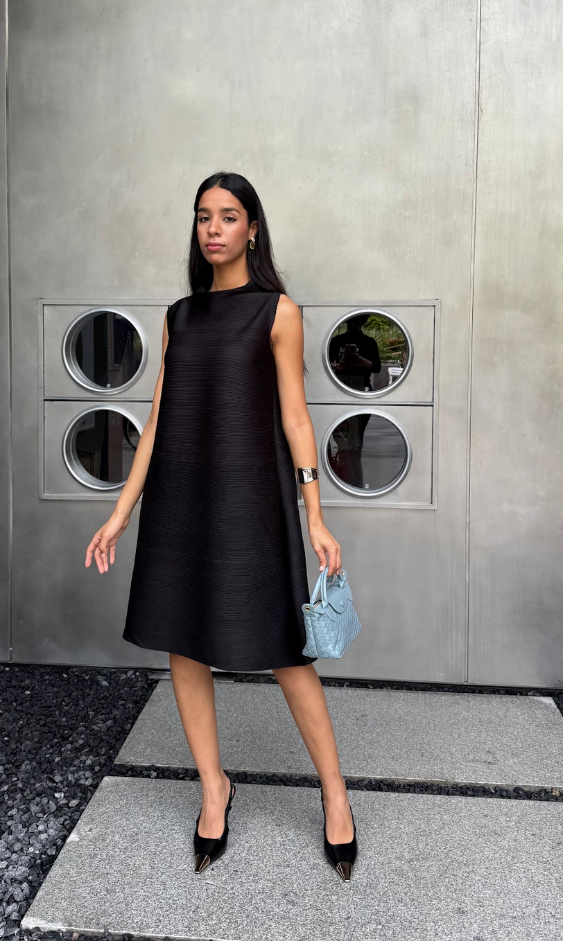 Cooling & Wrinkle-Free Dawn Shift Dress