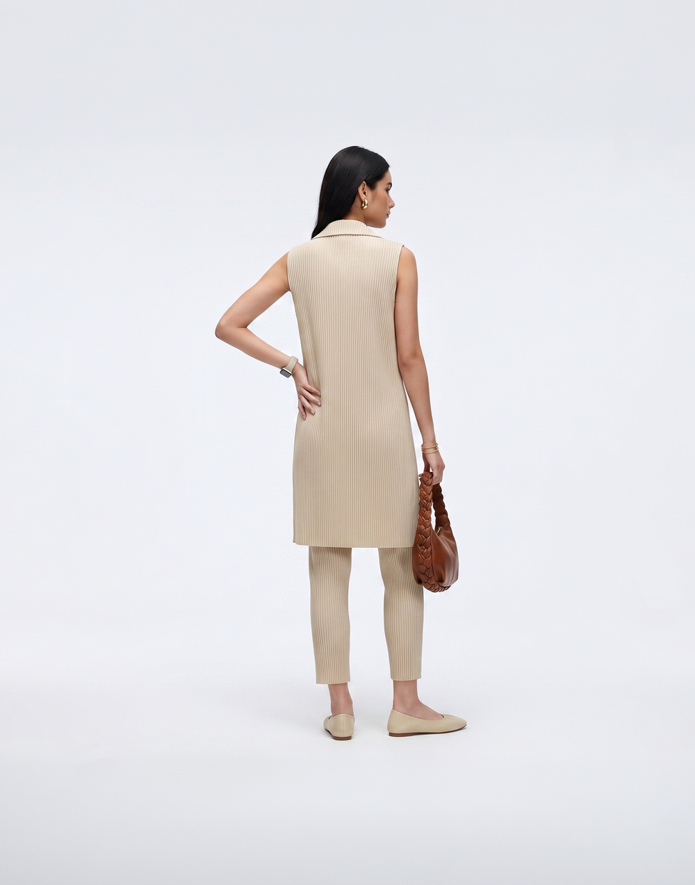 Wrinkle-Free, Cooling, Breathable Pleated Longline Celeste Vest With Pockets