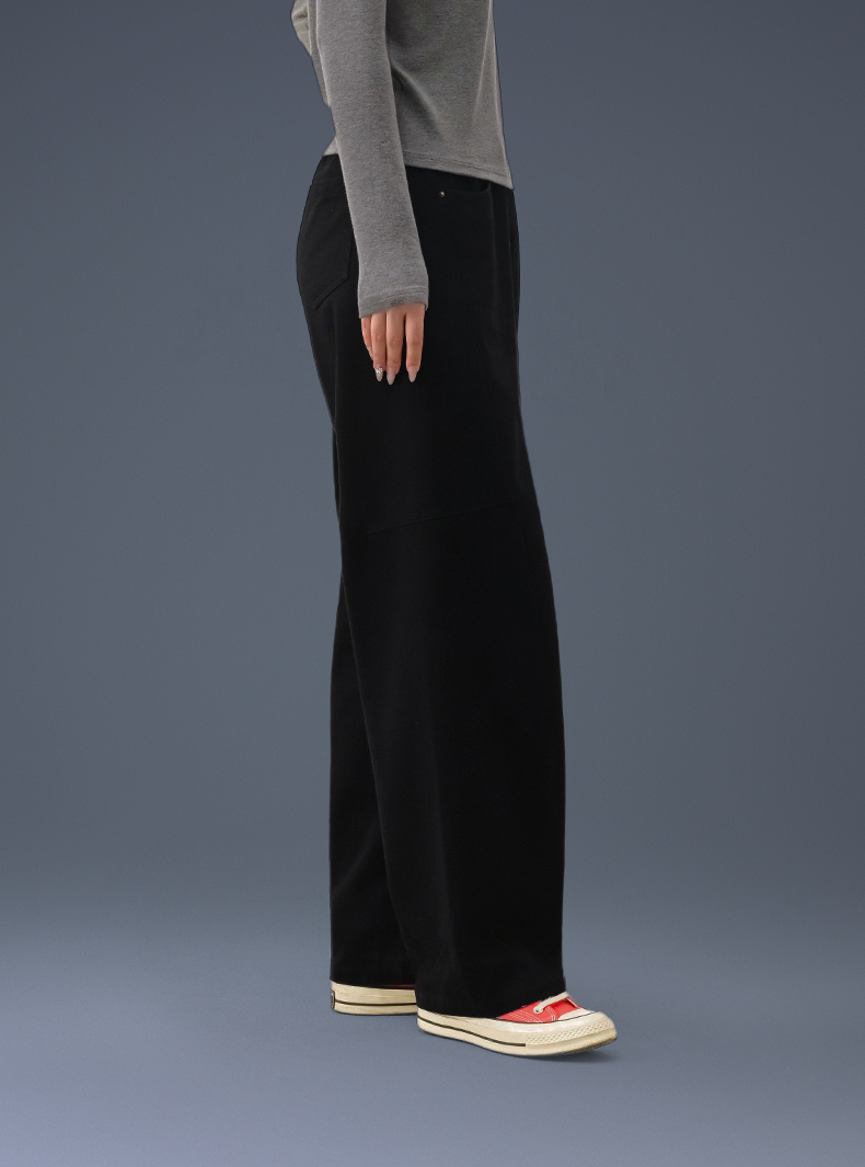 Buttery Soft Halo Jeans With Elastic Waistband & Deep Pockets