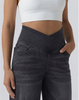 Cooling & Buttery Soft With Tummy Control Loose Cut Booty Jeans With Pockets
