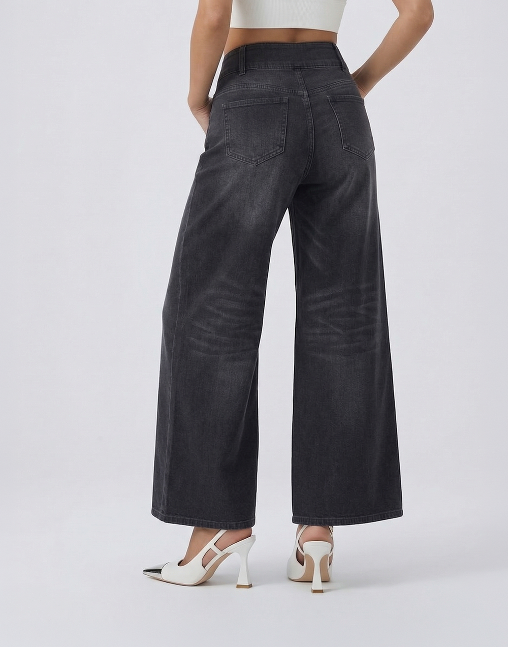 Cooling & Buttery Soft With Tummy Control Loose Cut Booty Jeans With Pockets