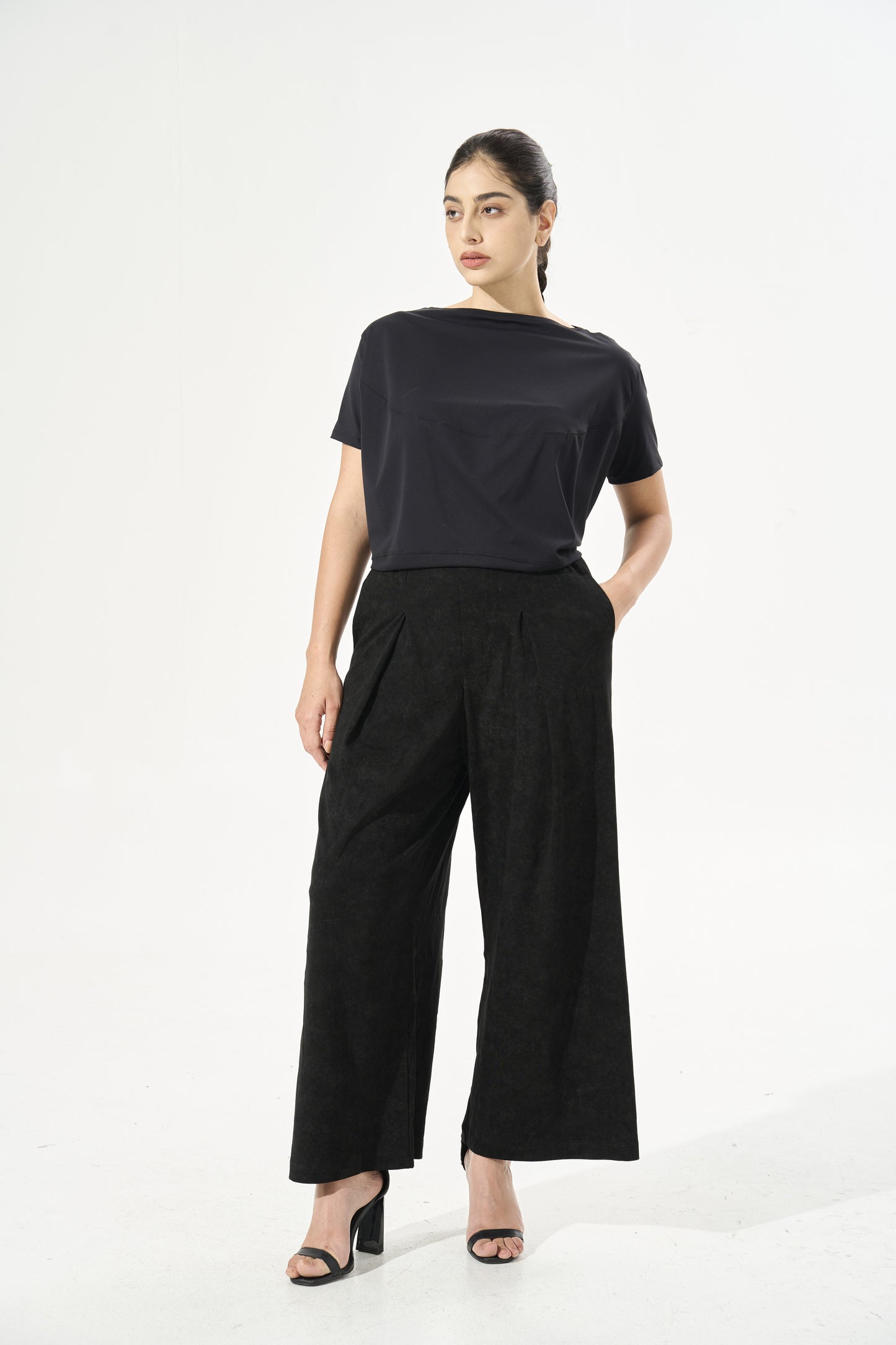 Cooling, Breathable & Stretchable Luxurious Trouser With Pockets