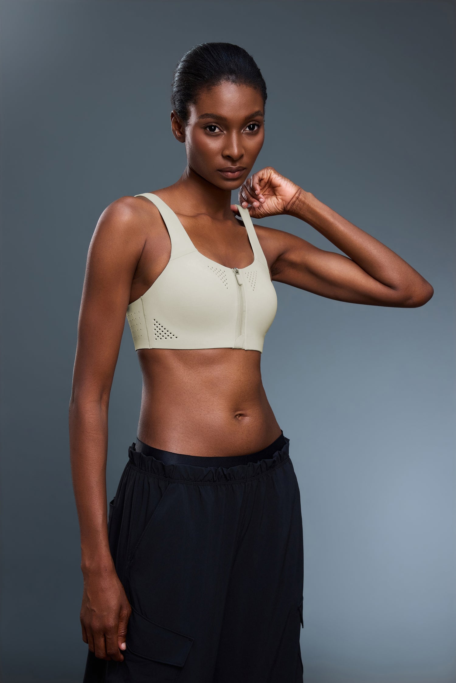 Buy 1, Get 1 Free - High Impact Seamless Rebel Sports Bra With Adjustable Straps, Moulded Cups & Front Zip