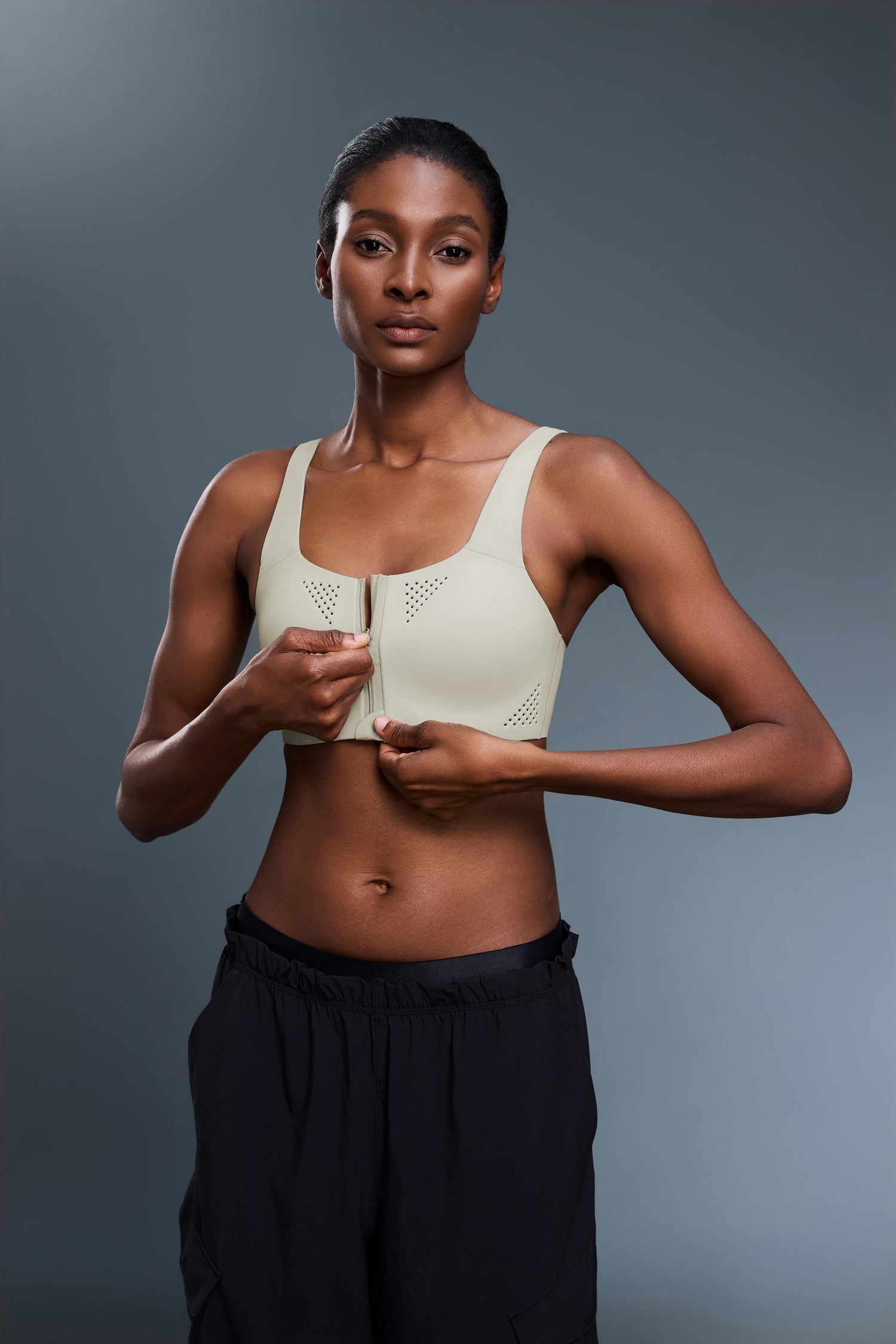 Buy 1, Get 1 Free - High Impact Seamless Rebel Sports Bra With Adjustable Straps, Moulded Cups & Front Zip