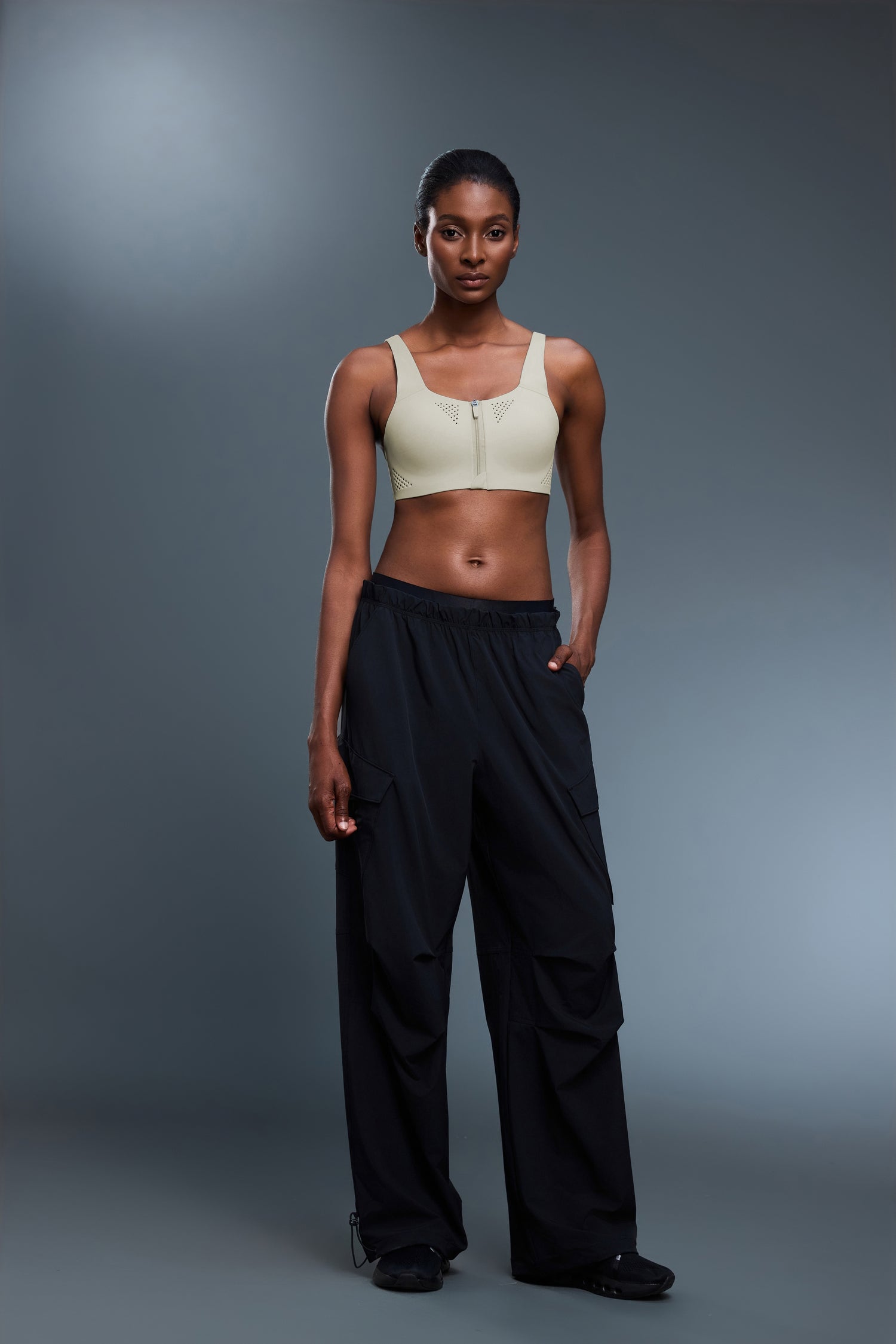 Buy 1, Get 1 Free - High Impact Seamless Rebel Sports Bra With Adjustable Straps, Moulded Cups & Front Zip