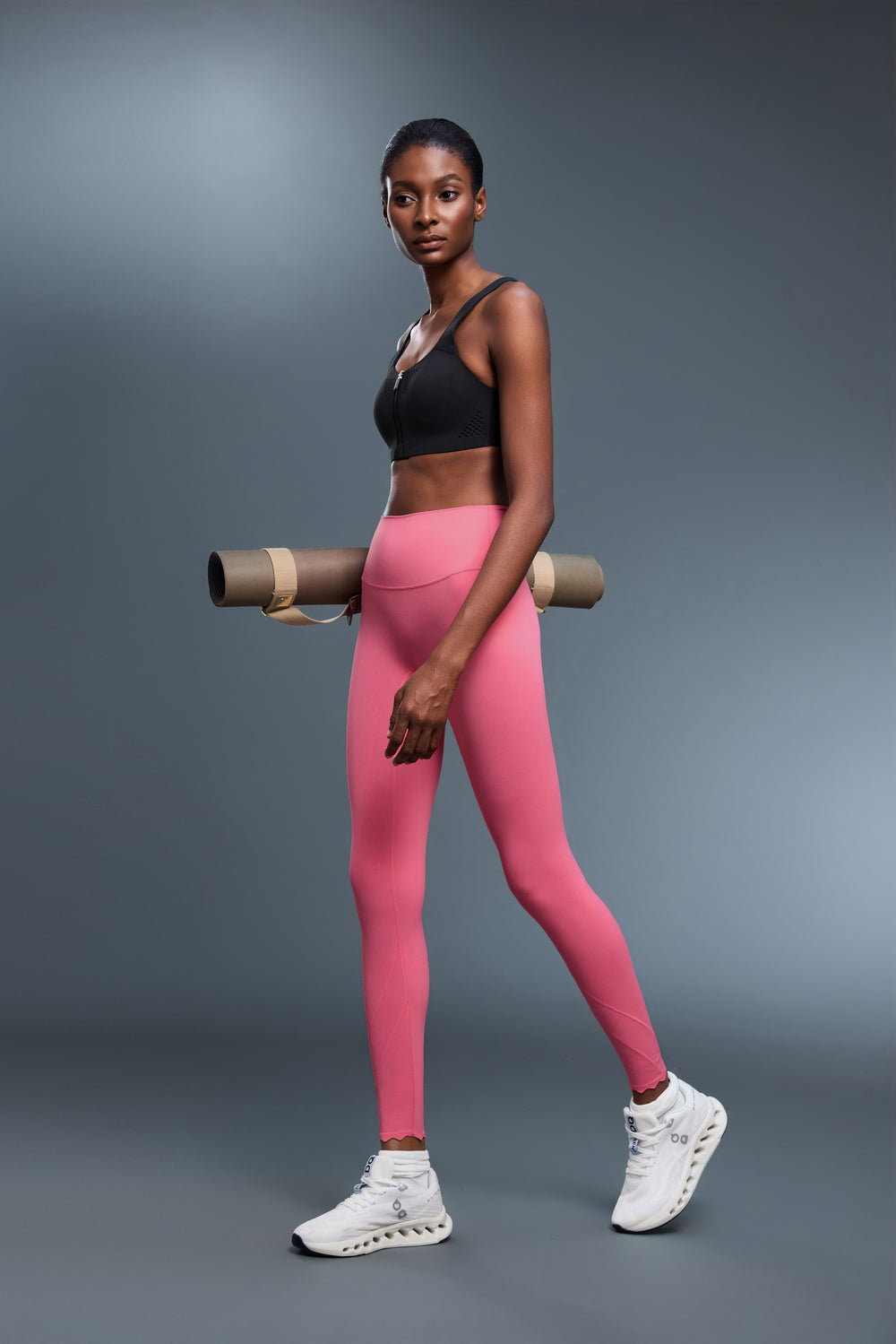 Buy 1, Get 1 Free - High Impact Seamless Redefine Sports Bra With Adjustable Straps & Moulded Cups With Front Zip