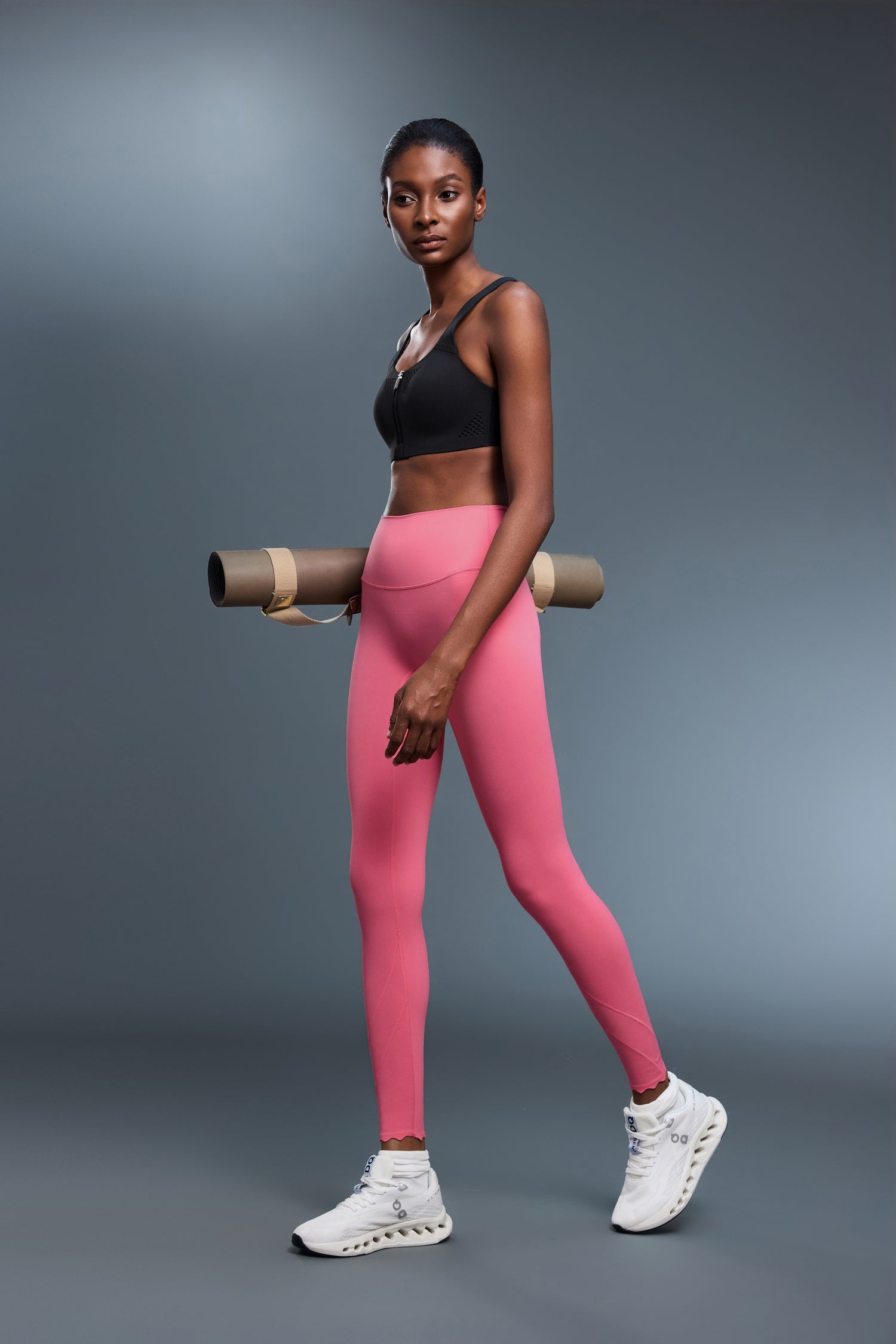 Buy 1, Get 1 Free - High Impact Seamless Redefine Sports Bra With Adjustable Straps & Moulded Cups With Front Zip