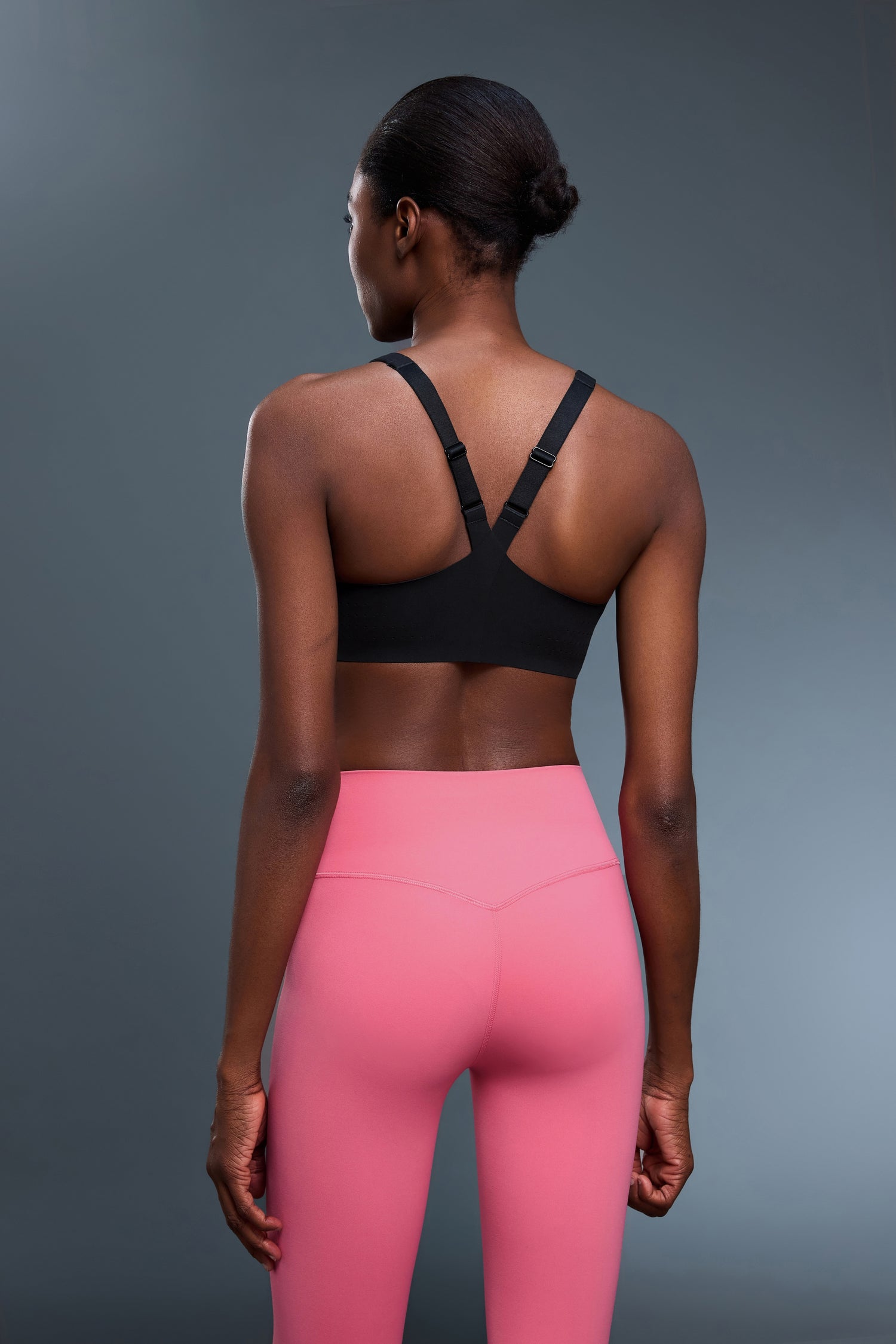 Buy 1, Get 1 Free - High Impact Seamless Redefine Sports Bra With Adjustable Straps & Moulded Cups With Front Zip
