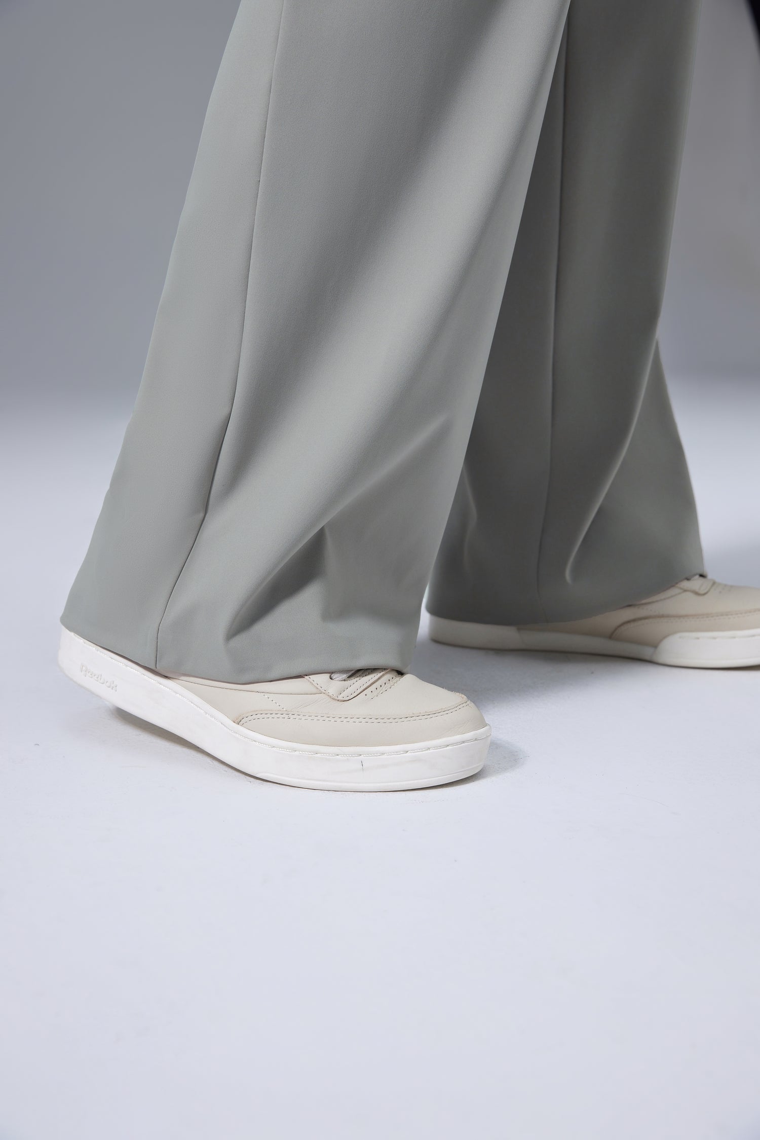Wrinkle-Free, Breathable & Stretchable Dominance Trousers With Pockets