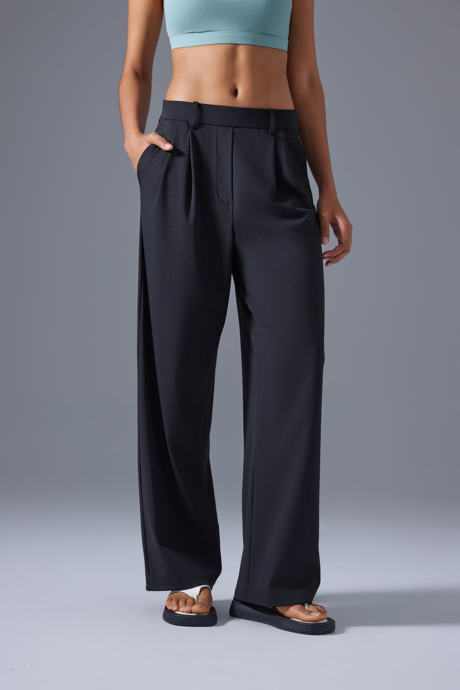 Wrinkle-Free, Breathable & Stretchable Dominance Trousers With Pockets