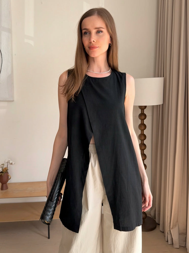 2-In-1 Cooling, Wrinkle-Free Flow Top