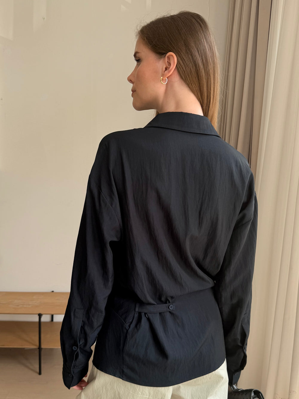 Cooling, Wrinkle-Free & Adjustable Aero Blouse