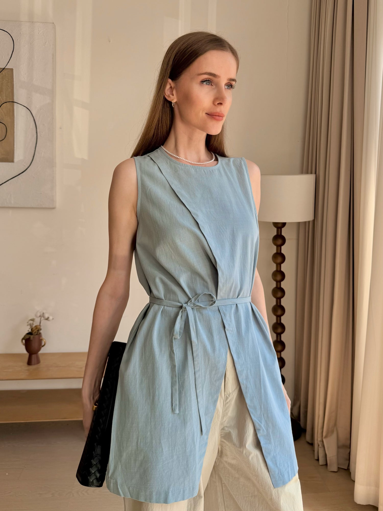 2-In-1 Cooling, Wrinkle-Free Flow Top