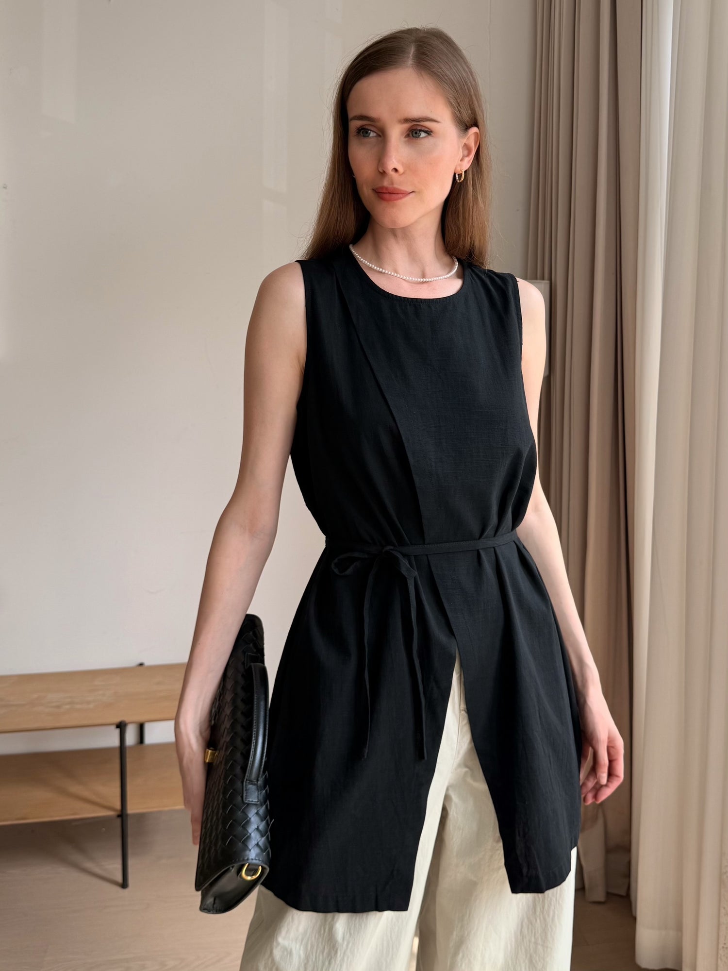 2-In-1 Cooling, Wrinkle-Free Flow Top