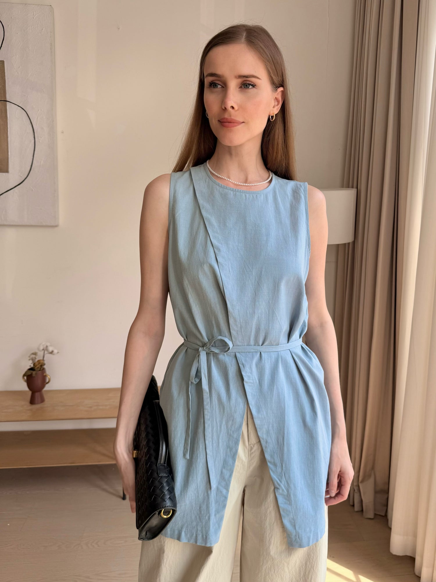 2-In-1 Cooling, Wrinkle-Free Flow Top