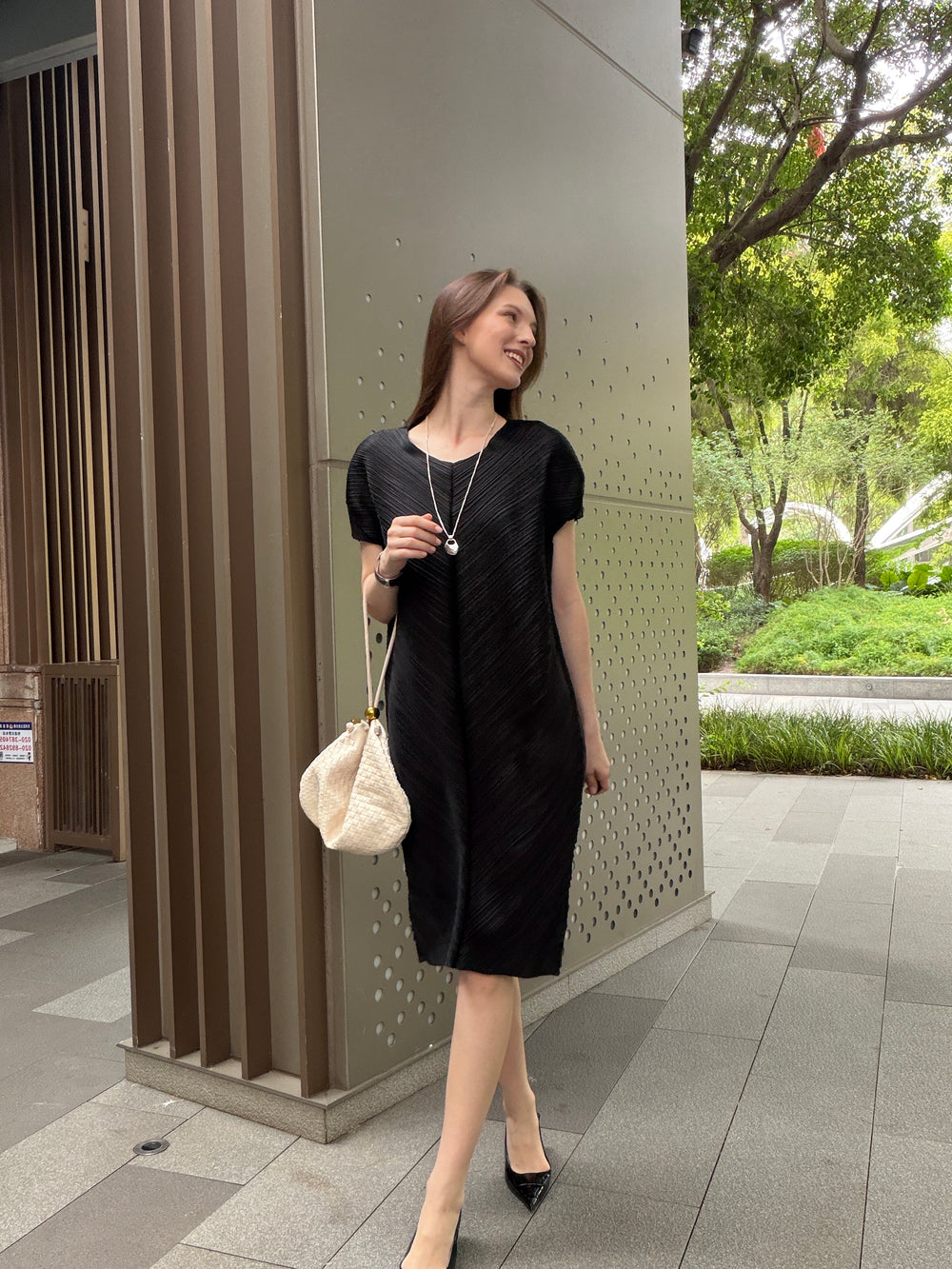Wrinkle-Free, Cooling & Stretchy Pleated Bliss Dress With Sleeves