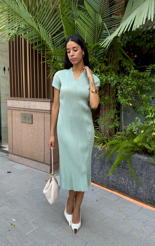 Cooling & Wrinkle-Free Ethereal Travel Dress With Sleeves