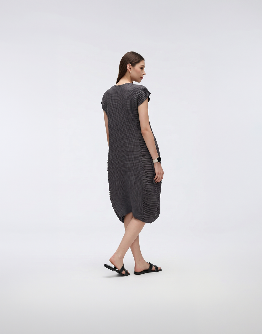Wrinkle-Free, Cooling & Free Size Pleated Bella Dress