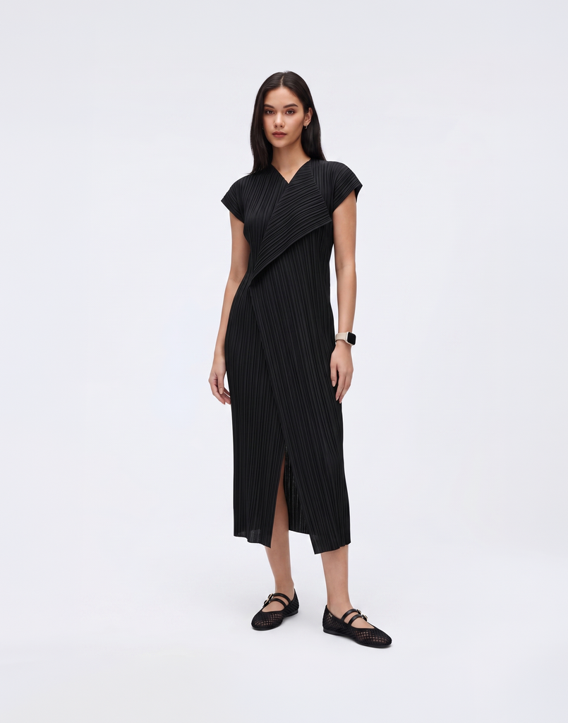 Wrinkle-Free, Cooling & Breathable Pleated Sienna Dress