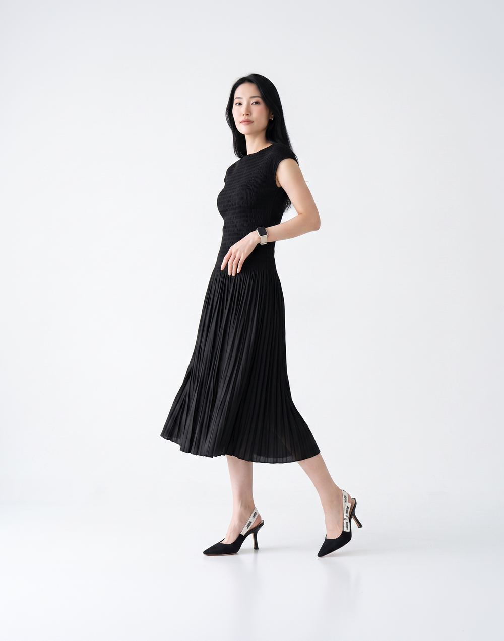 Wrinkle-Free, Cooling & Breathable Tummy Covering Pleated Luxe Dress