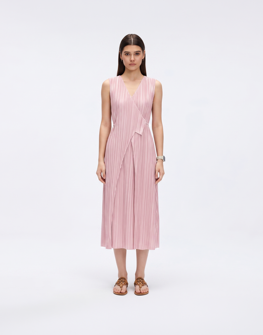 Wrinkle-Free, Cooling & Breathable Icon Pleated Dress