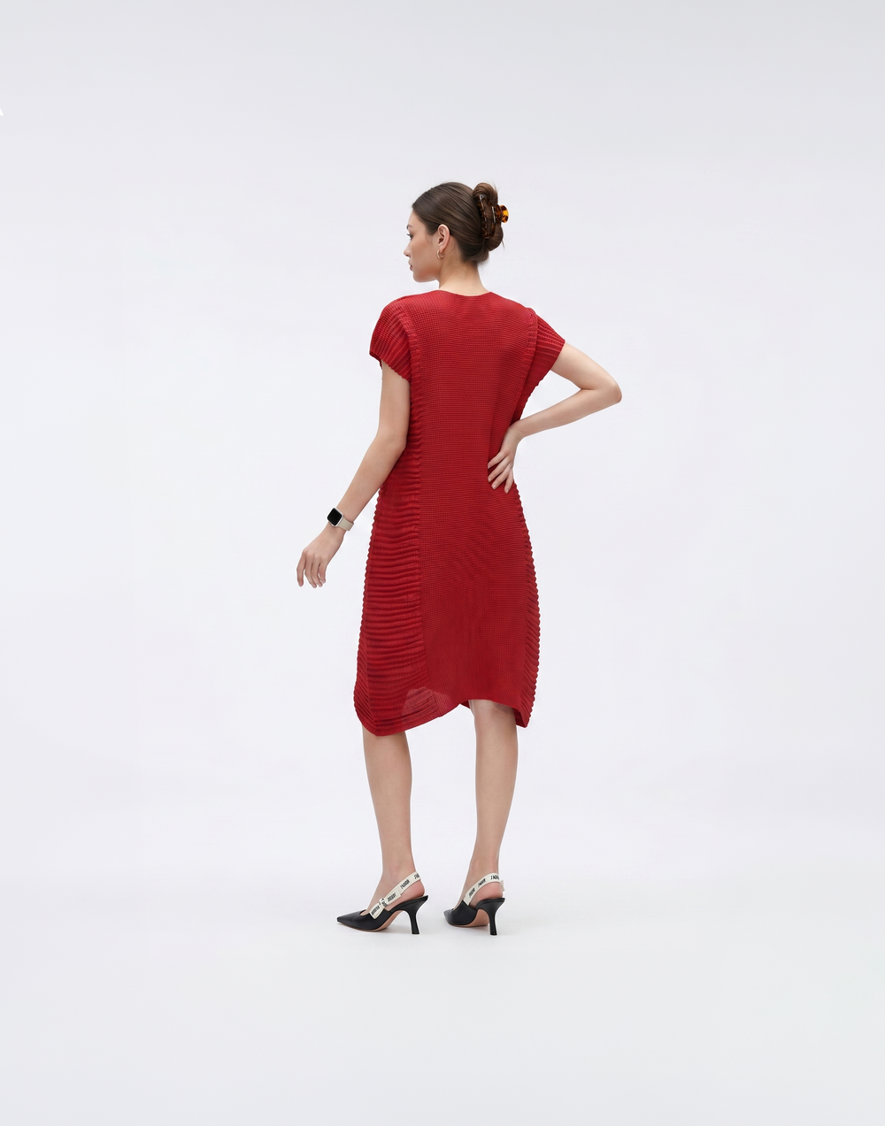 Wrinkle-Free, Cooling & Free Size Pleated Bella Dress