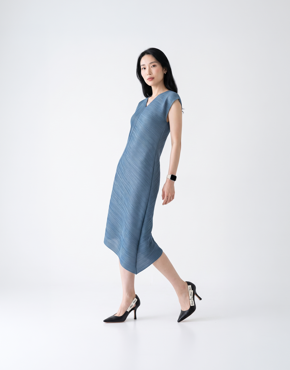 Wrinkle-Free, Cooling & Breathable Celeste Pleated Dress