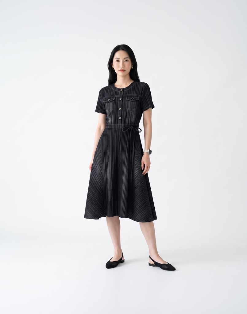Wrinkle-Free, Cooling & Breathable Free Size Sabine Dress