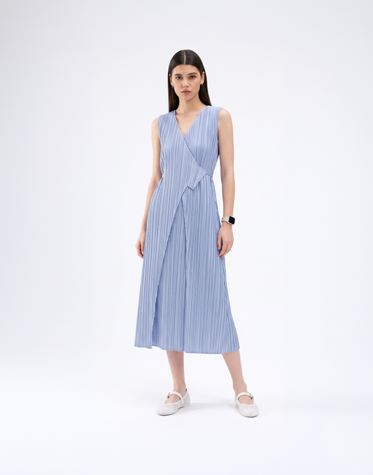 Wrinkle-Free, Cooling & Breathable Icon Pleated Dress