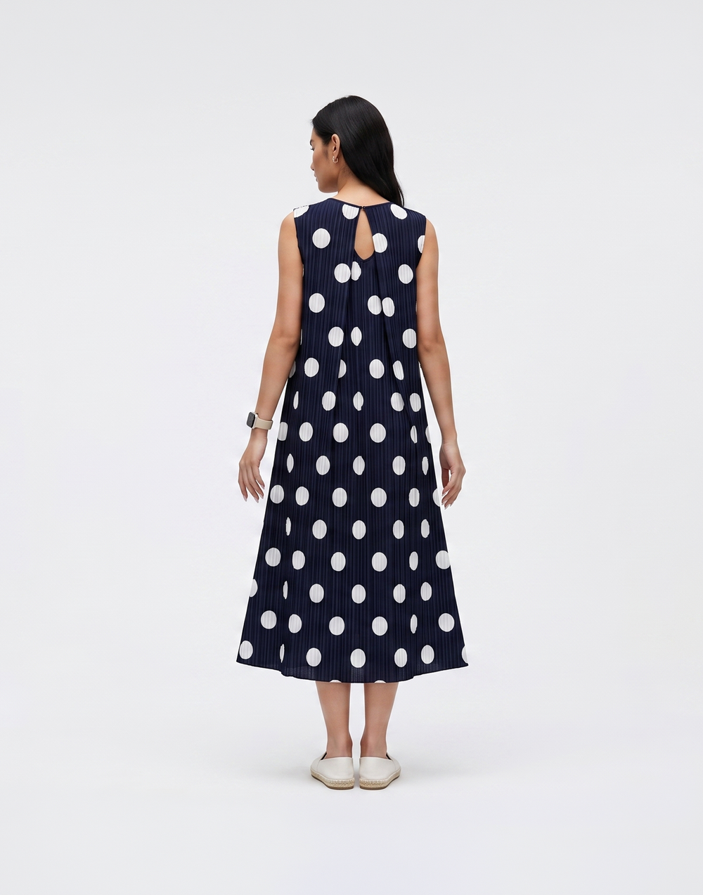 Wrinkle-Free, Cooling, Breathable & Free Size Jollie Polkadot Dress