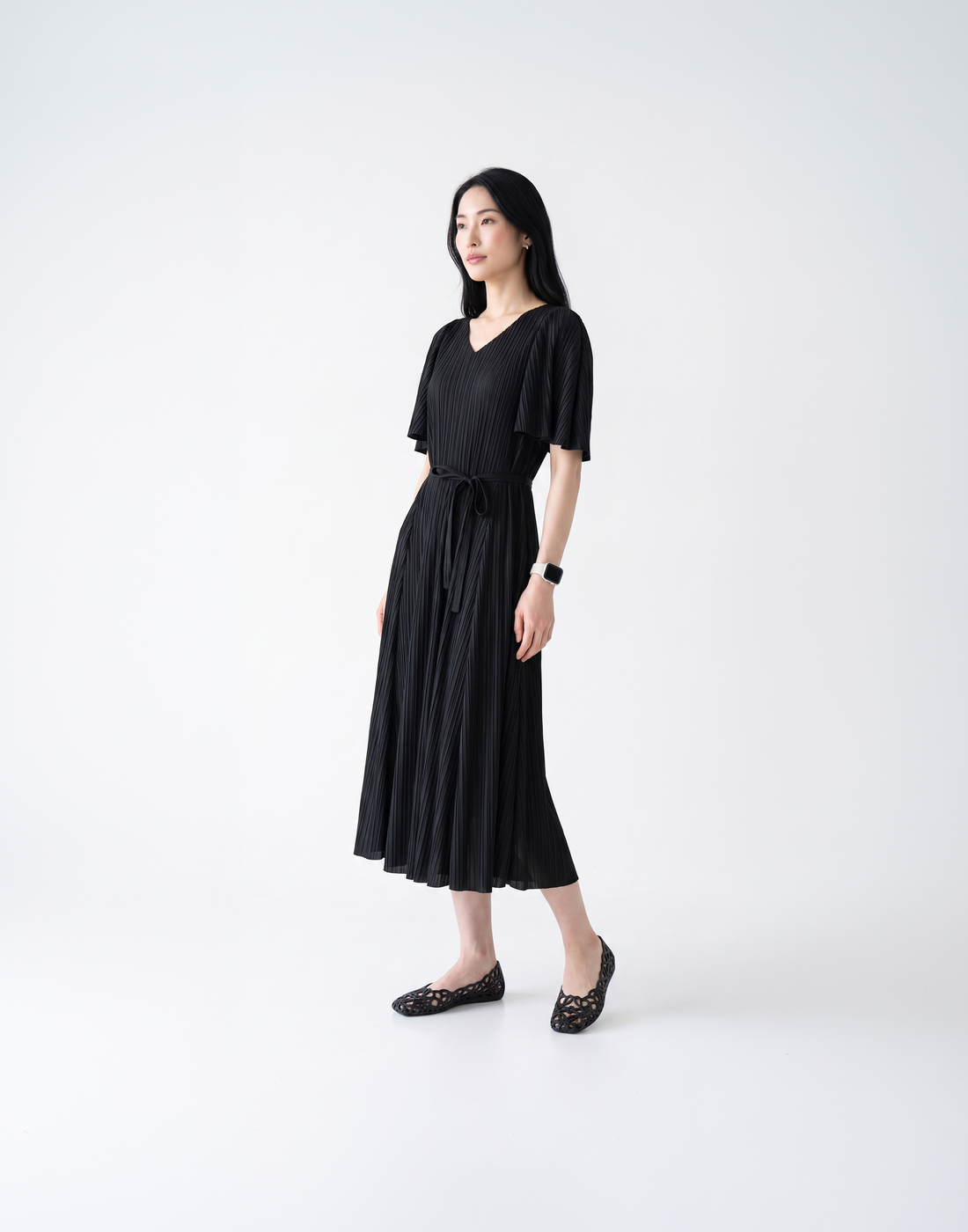Wrinkle-Free, Free Size & Flattering Daisy Pleated Dress With Adjustable Waist Tie