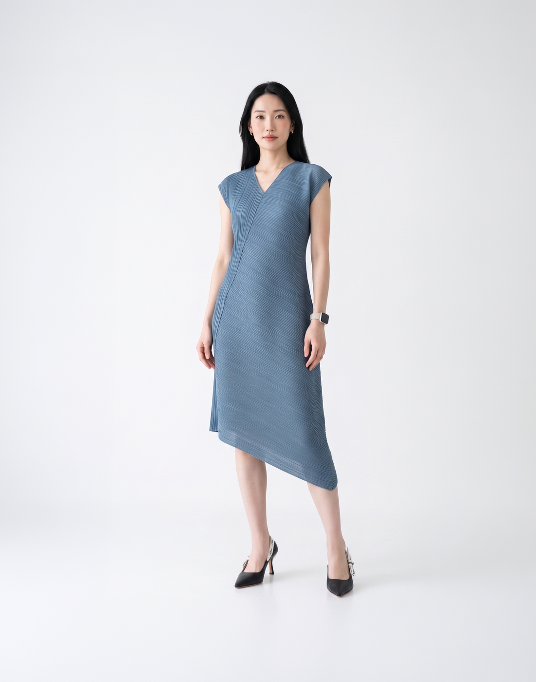Wrinkle-Free, Cooling & Breathable Celeste Pleated Dress