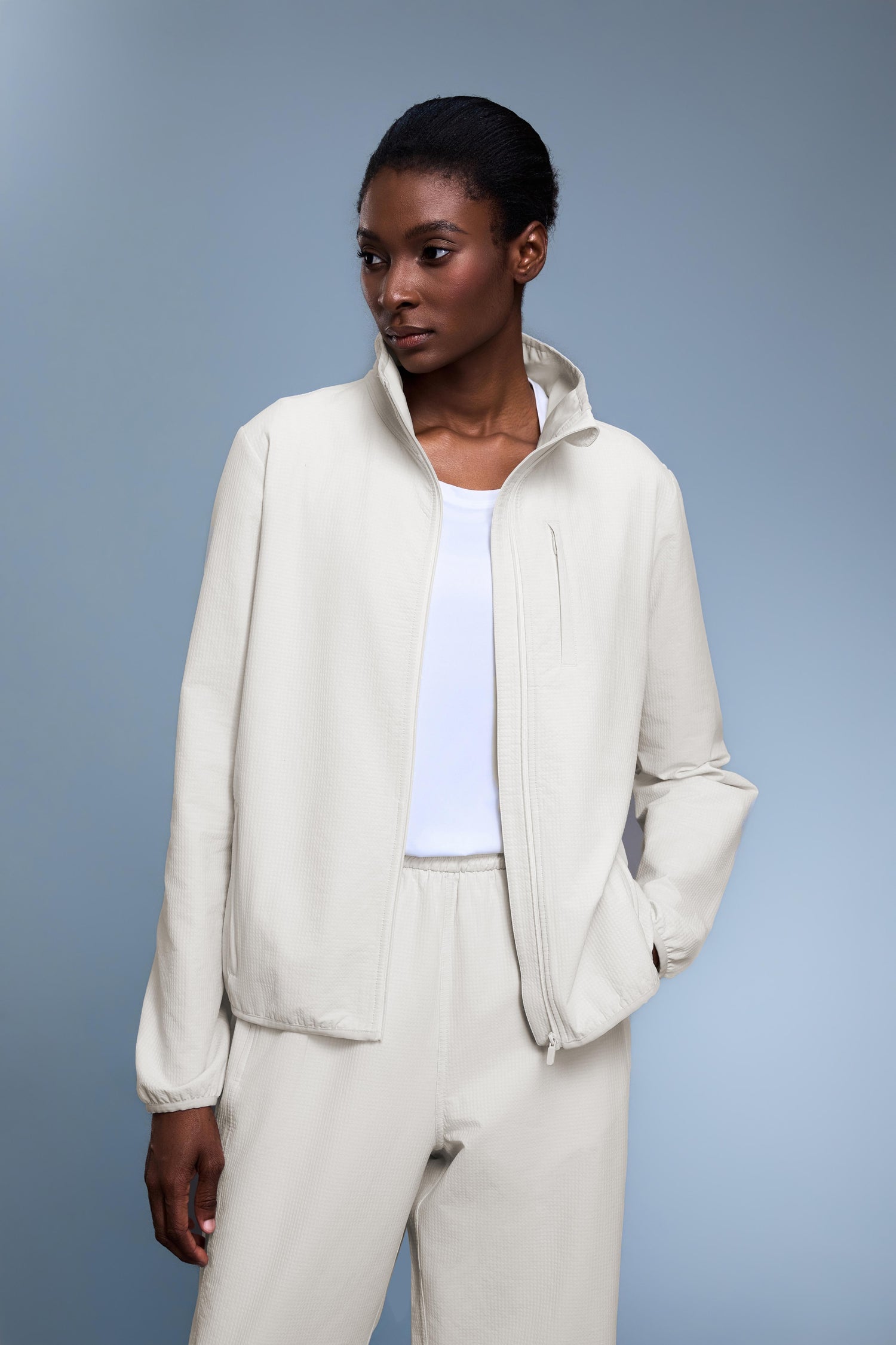 Lightweight, Packable Voyage Jacket With Pockets With Zip