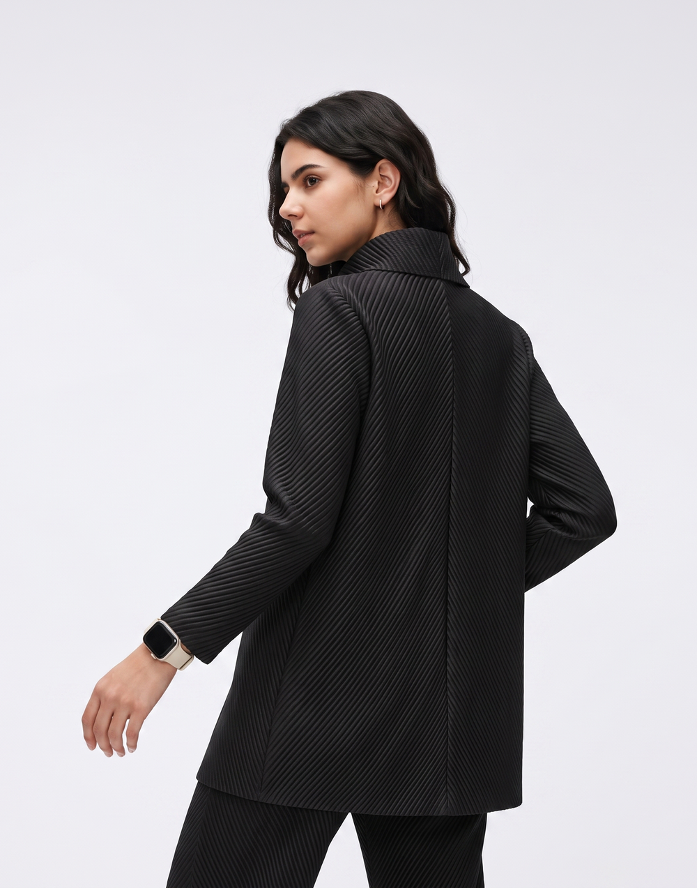 Wrinkle-Free, Cooling & Breathable Free Size Empower Jacket With Pockets