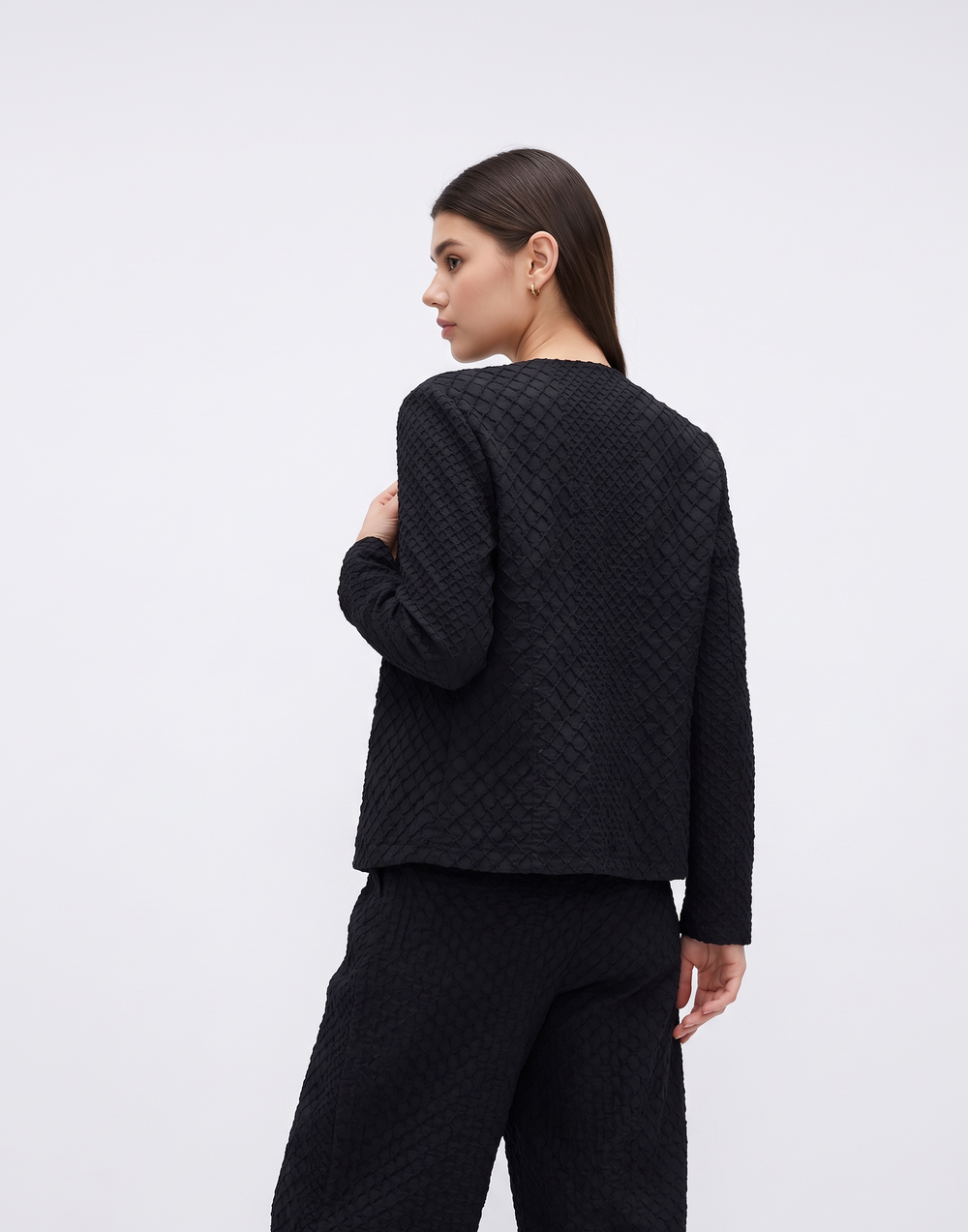 Wrinkle-Free, Cooling & Breathable Free Size Sora Jacket